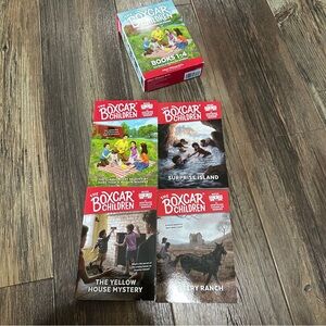 BOXCAR CHILDREN mystery and adventure box set books 1-4  kids chapter books